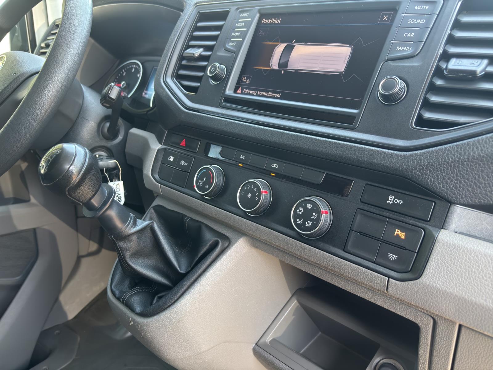 Volkswagen Crafter Kasten 35 TDI LANG HOCH KLIMA KAMERA PDC