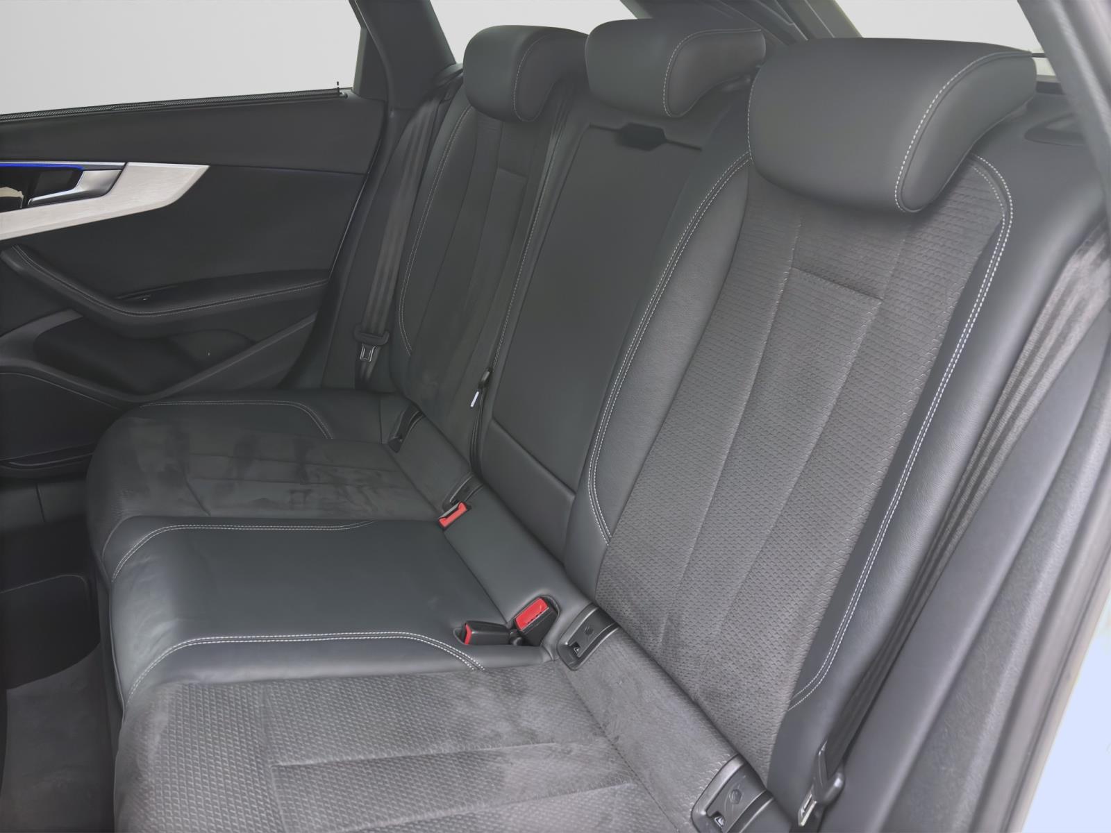 Audi A4 Avant 35 TDI ADVANCED NAVI+ KAMERA SITZHZG LED