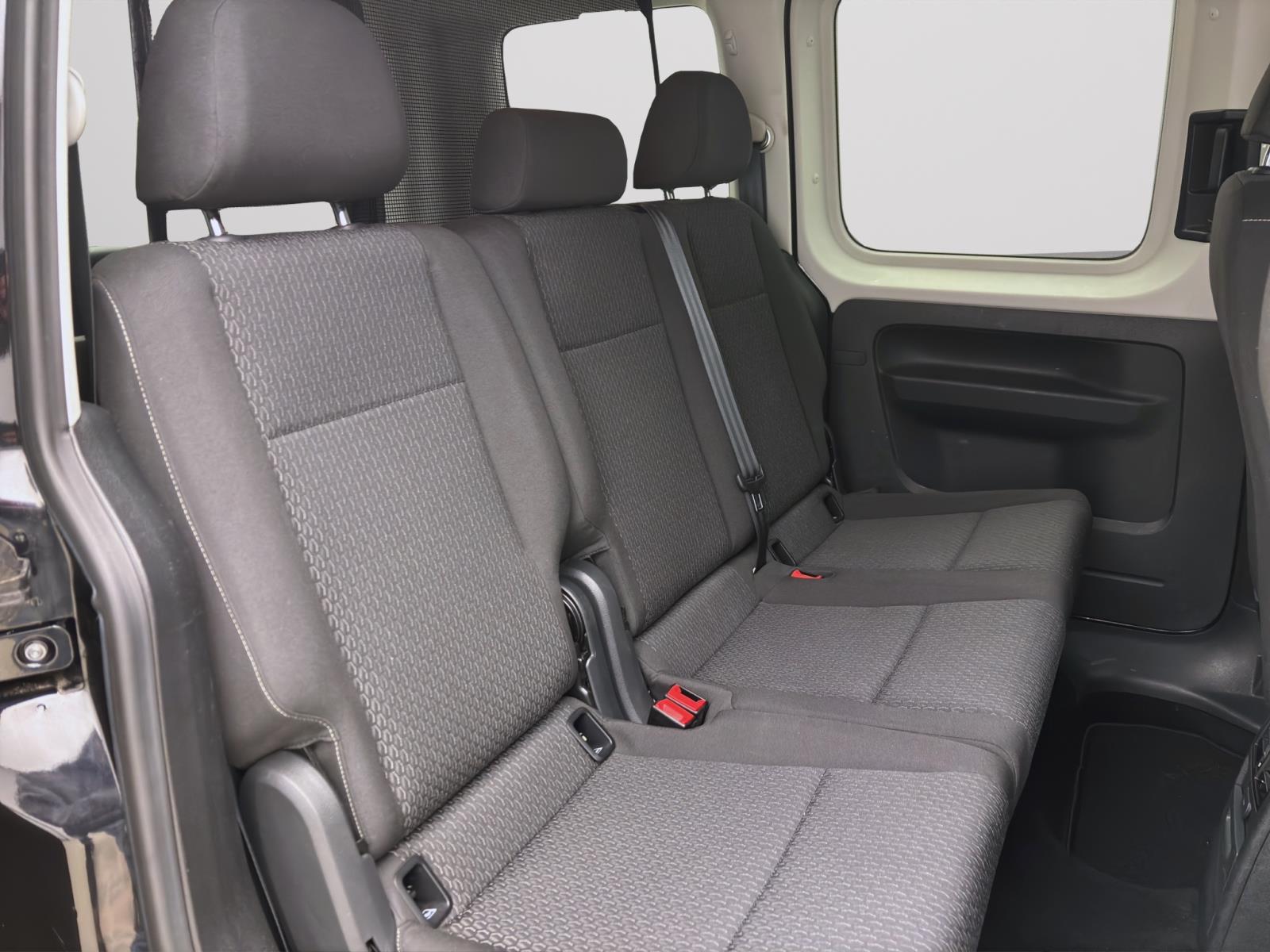 Volkswagen Caddy 2.0 TDI DSG NAVI PDC KLIMA AHK