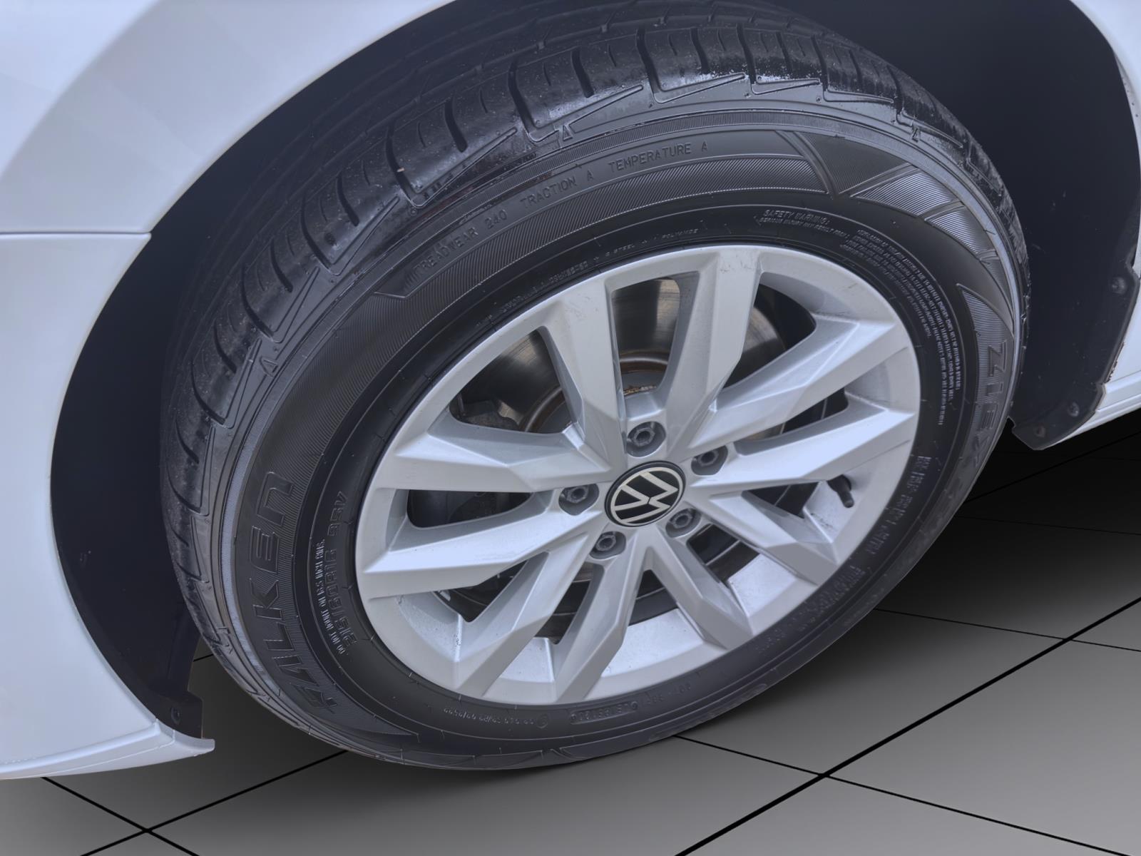 Volkswagen Passat Variant 2.0 TDI DSG BUSINESS AHK NAVI KAMERA ACC