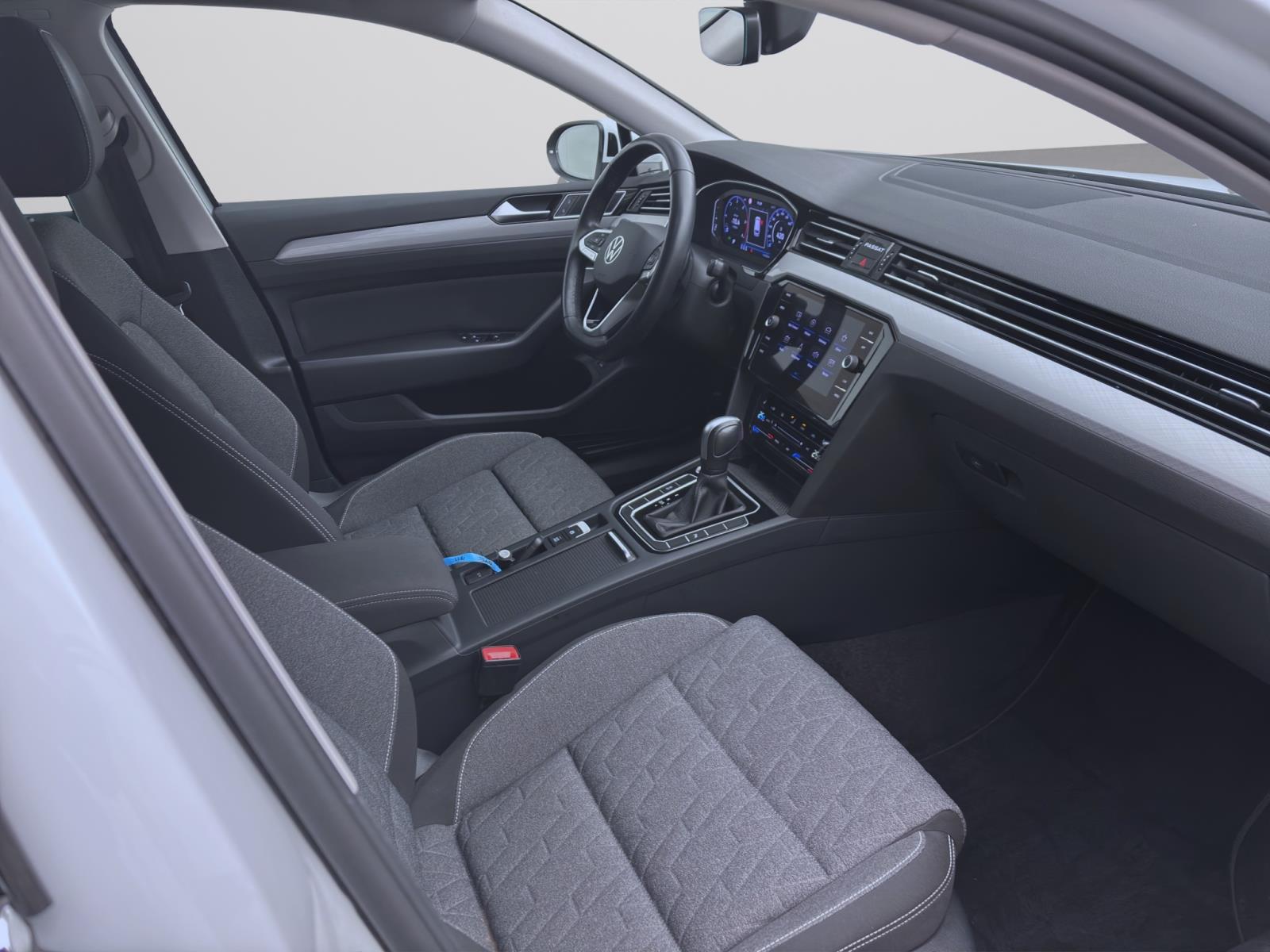 Volkswagen Passat Variant 2.0 TDI DSG BUSINESS AHK NAVI KAMERA ACC