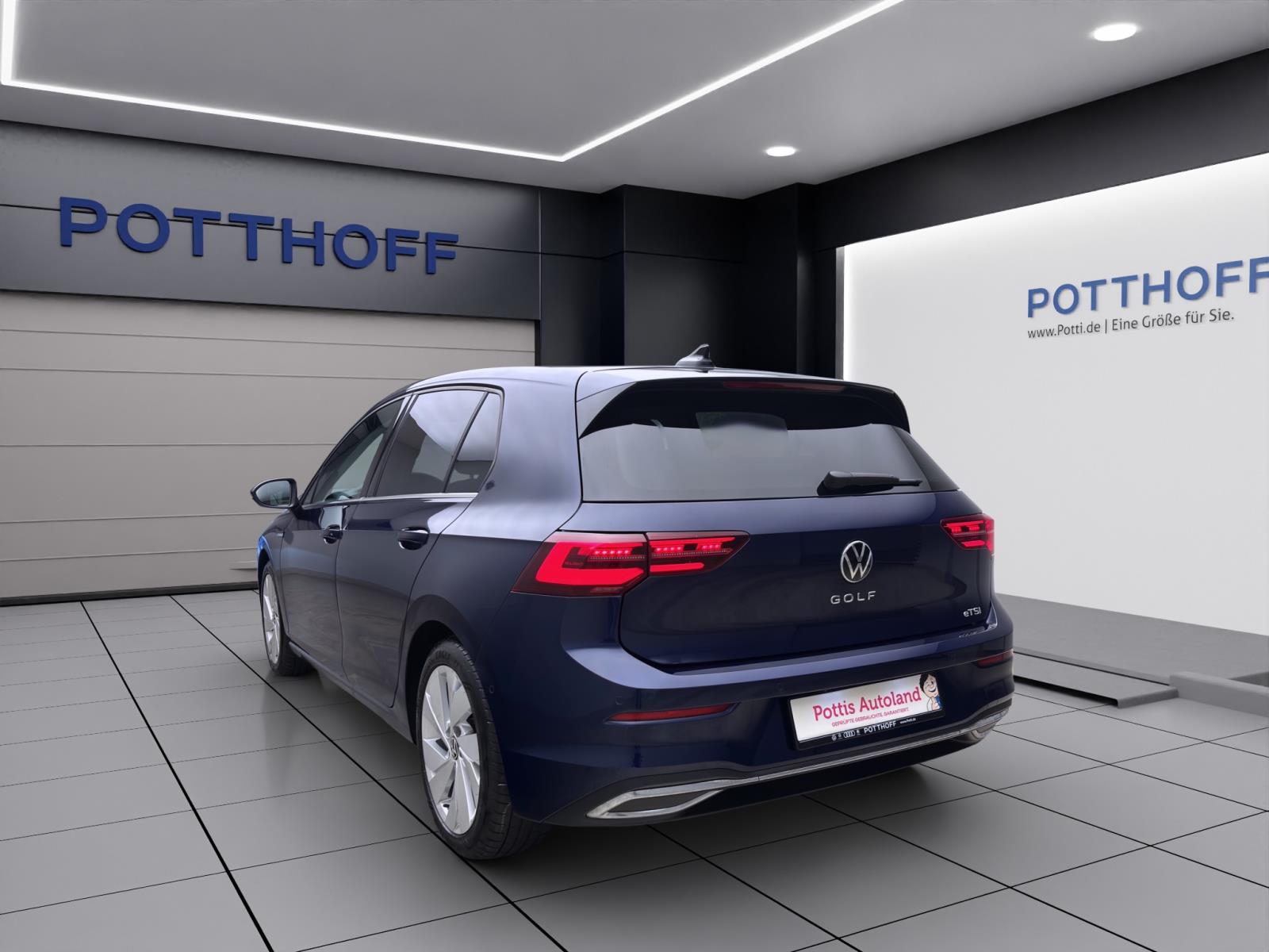 Volkswagen Golf 1.5 eTSI DSG STYLE NAVI IQ.LIGHT KAMERA