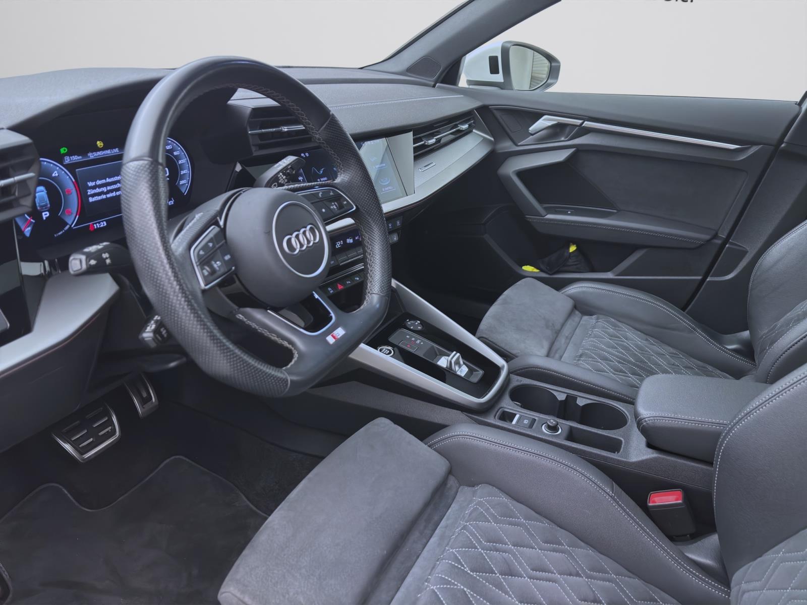 Audi A3 Sportback 35 TDI ADVANCED PANO NAVI+ SITZHZG