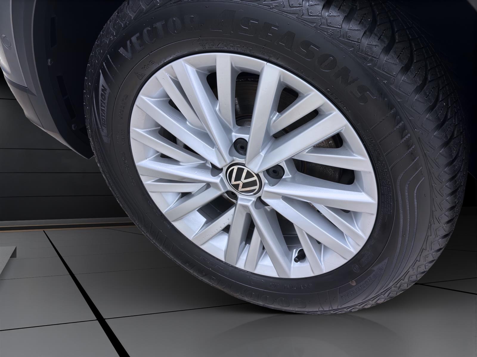 Volkswagen T-Roc 1.0 TSI LIFE NAVI KLIMA PDC SITZHZG