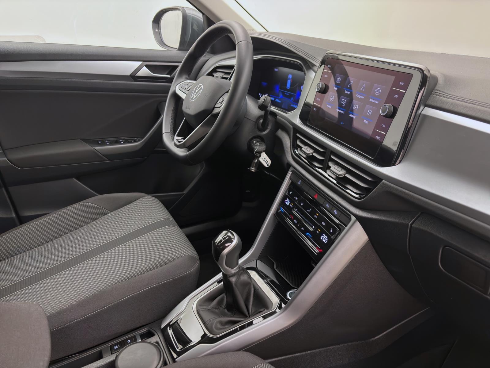 Volkswagen T-Roc 1.0 TSI LIFE NAVI KLIMA PDC SITZHZG