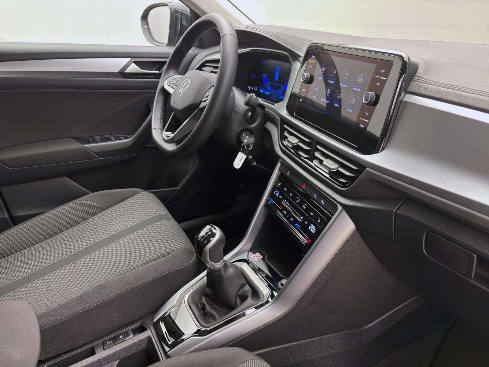 Volkswagen T-Roc 1.0 TSI LIFE NAVI KLIMA PDC SITZHZG