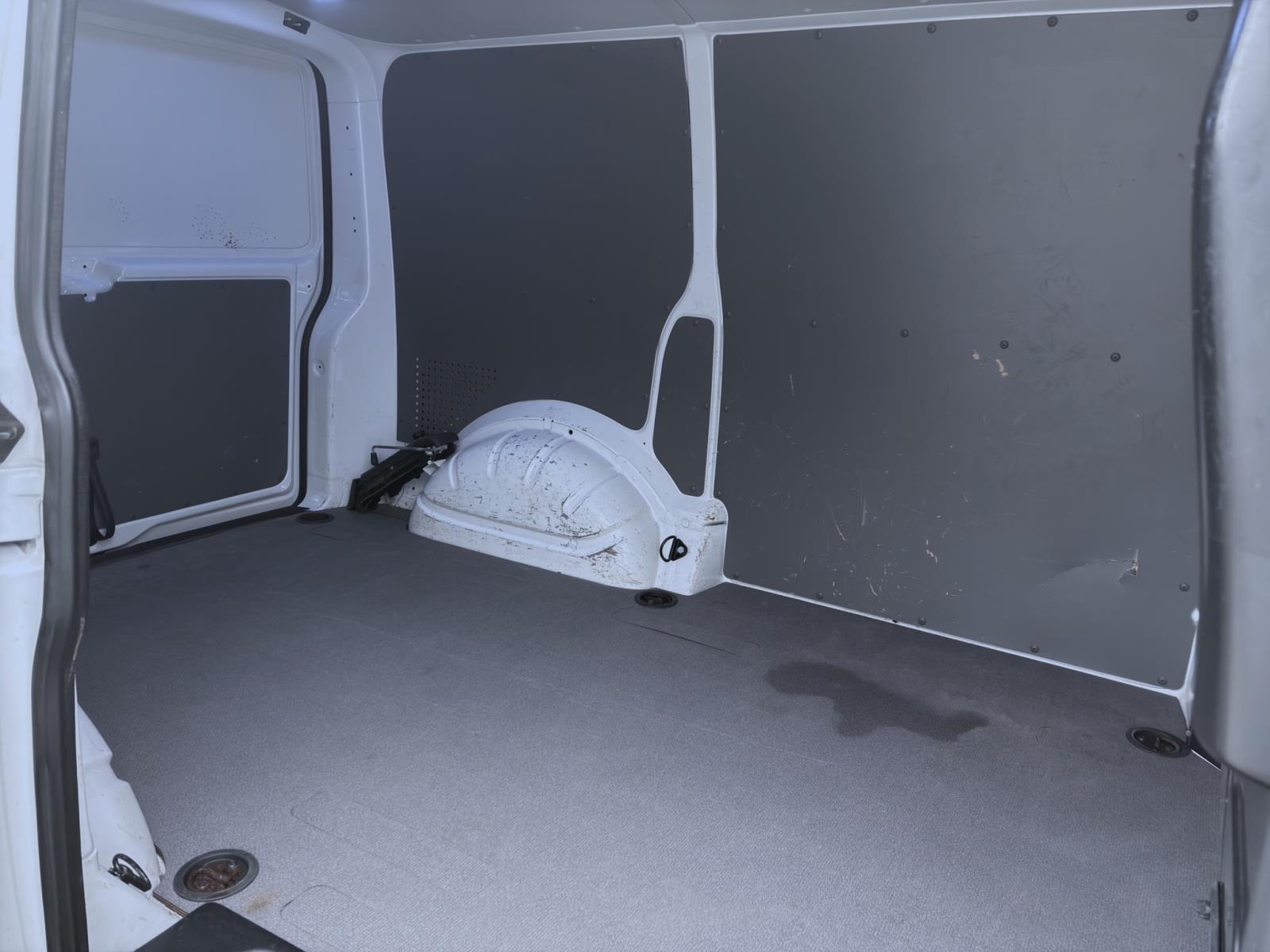 Volkswagen T6.1 Transporter Kasten 2.0 TDI STANDHZG KLIMA AHK