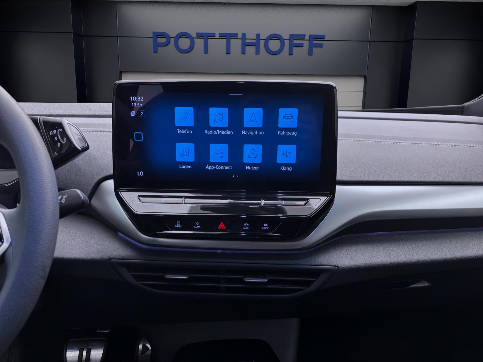 Volkswagen ID.5 PRO NAVI AHK KLIMA ACC PDC