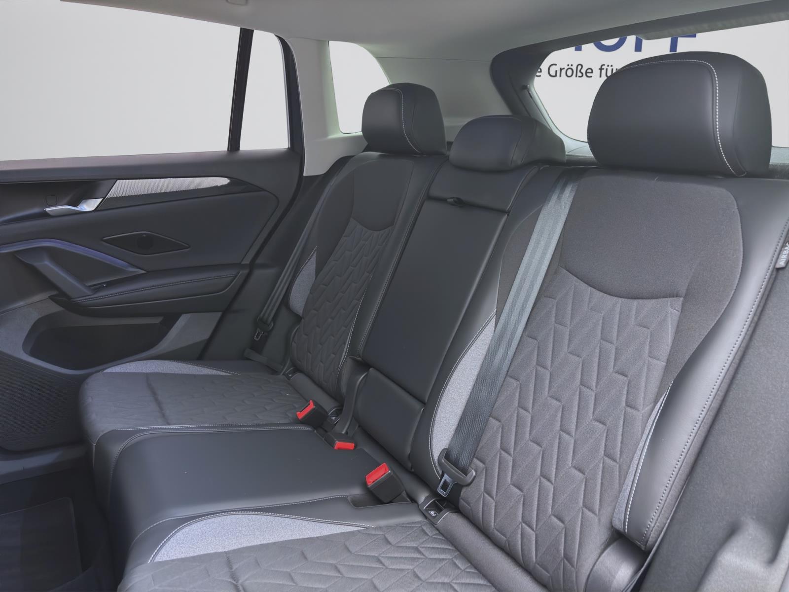Volkswagen Tiguan 1.5 eTSI DSG GOAL NAVI AHK ACC KAMERA