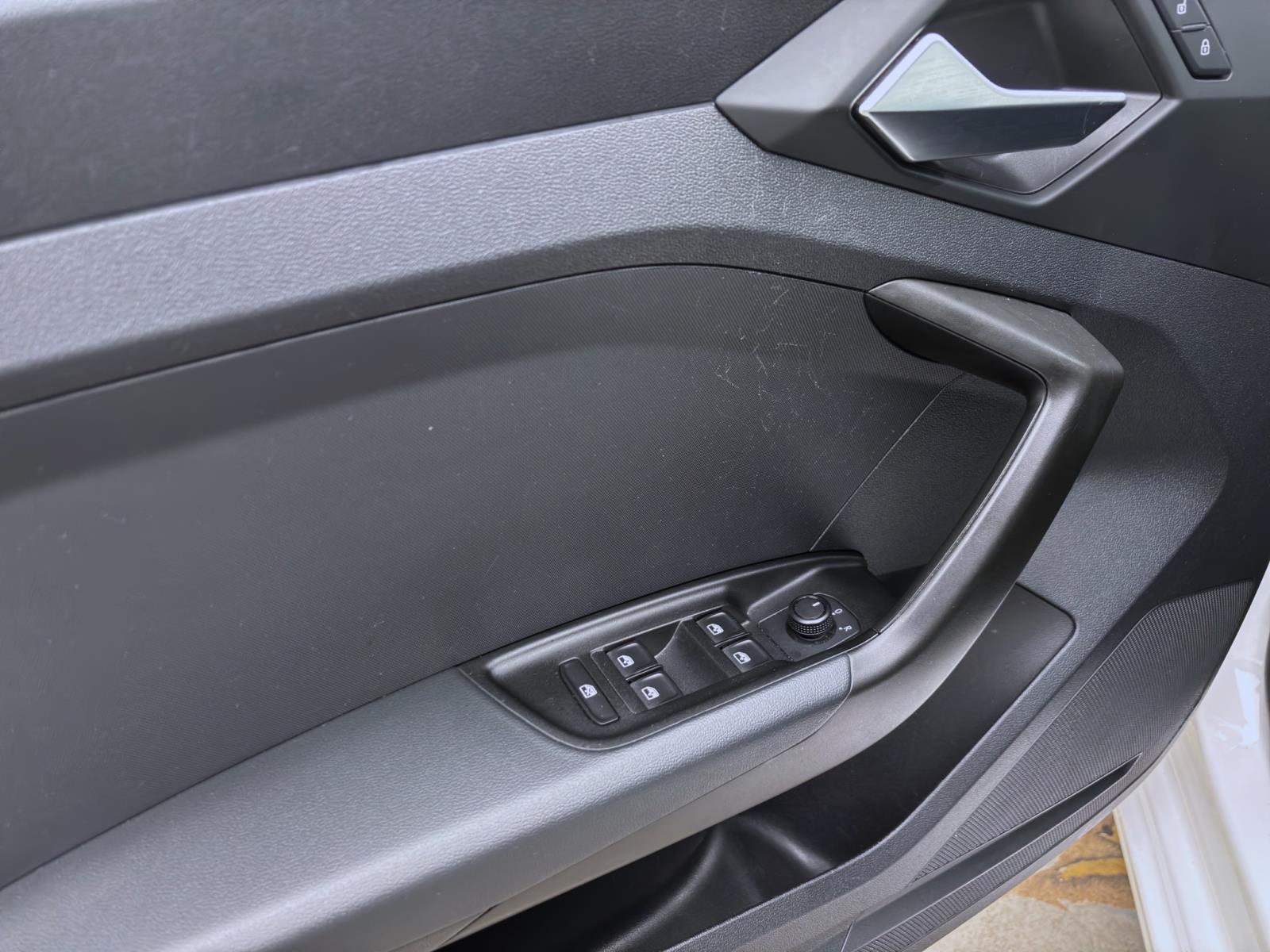 Audi A1 Sportback 25 TFSI PDC DAB+ VIRTUAL SITZHZG