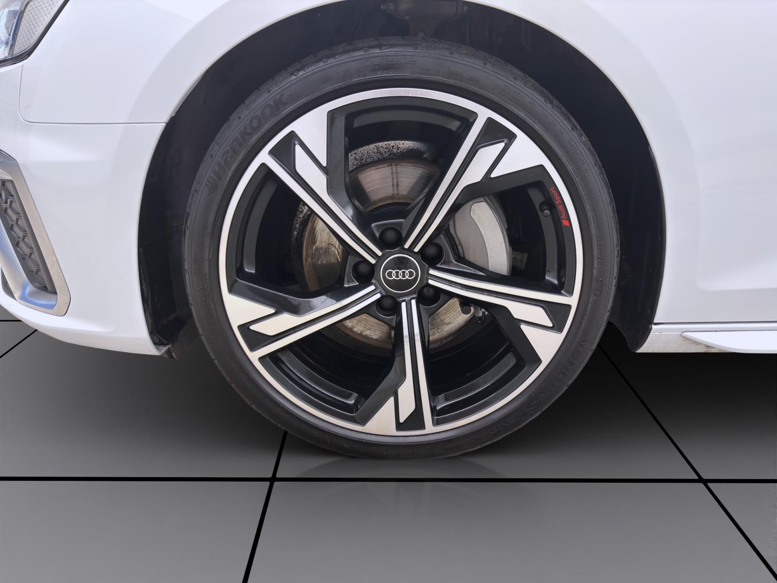 Audi A4 Avant 40 TDI Q S LINE B&O PANO NAVI MATRIX