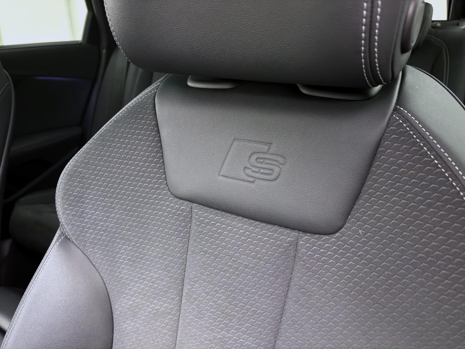 Audi A4 Avant 40 TDI Q S LINE B&O PANO NAVI MATRIX