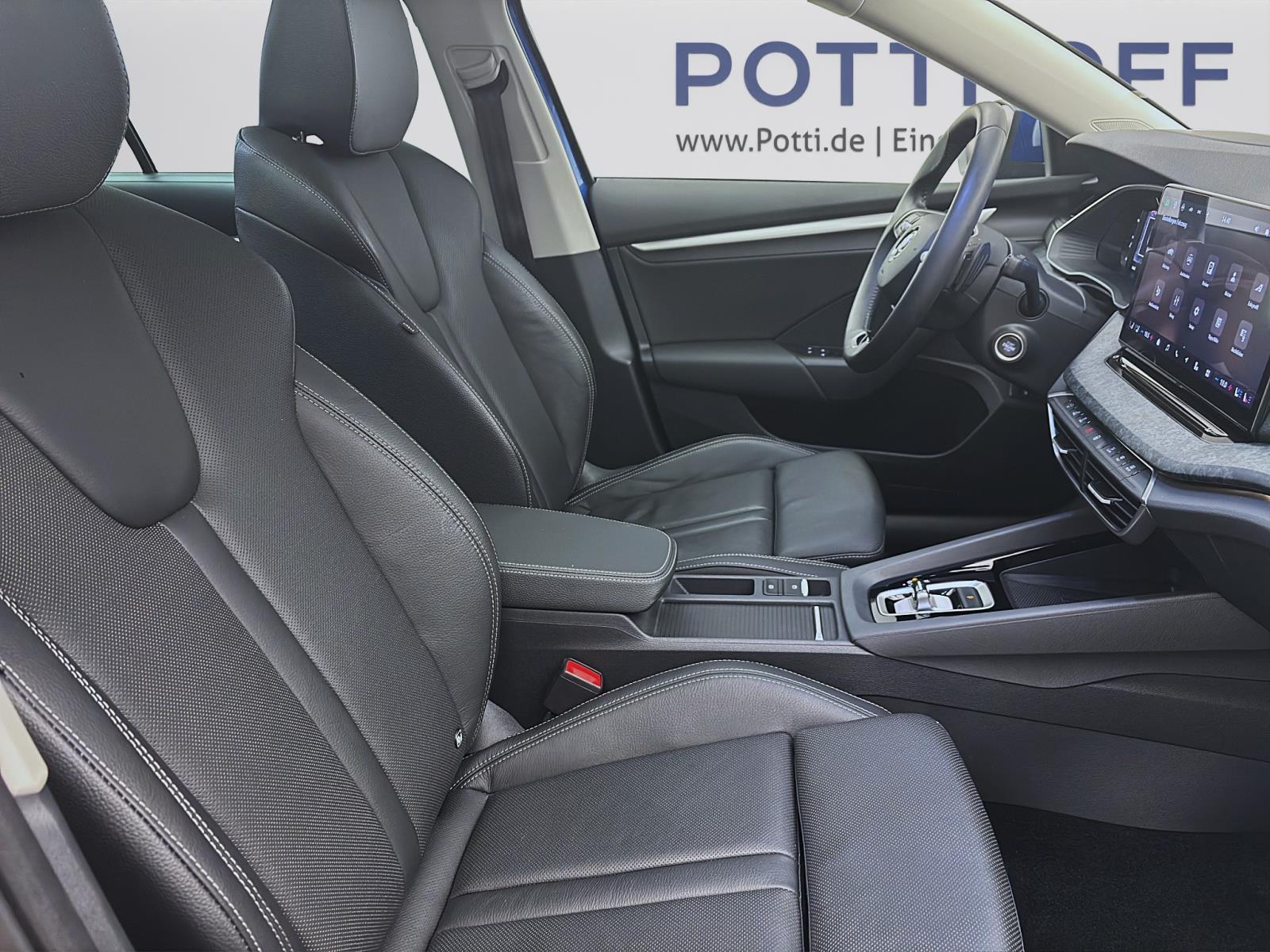 Bild 14: Skoda Octavia Combi 2.0 TDI DSG SELECTION AHK PANO 360° HuD