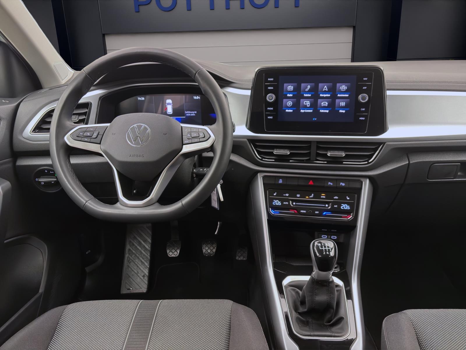 Volkswagen T-Roc 1.0 TSI LIFE NAVI LED SITZHZG LM16