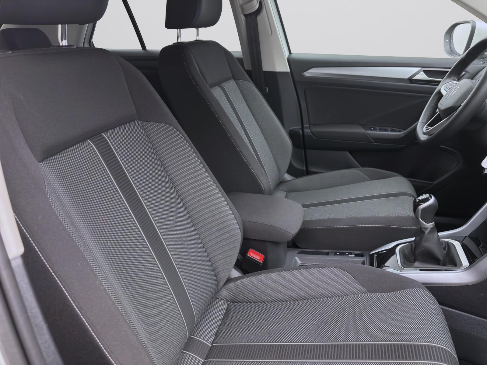 Volkswagen T-Roc 1.0 TSI LIFE NAVI LED SITZHZG LM16