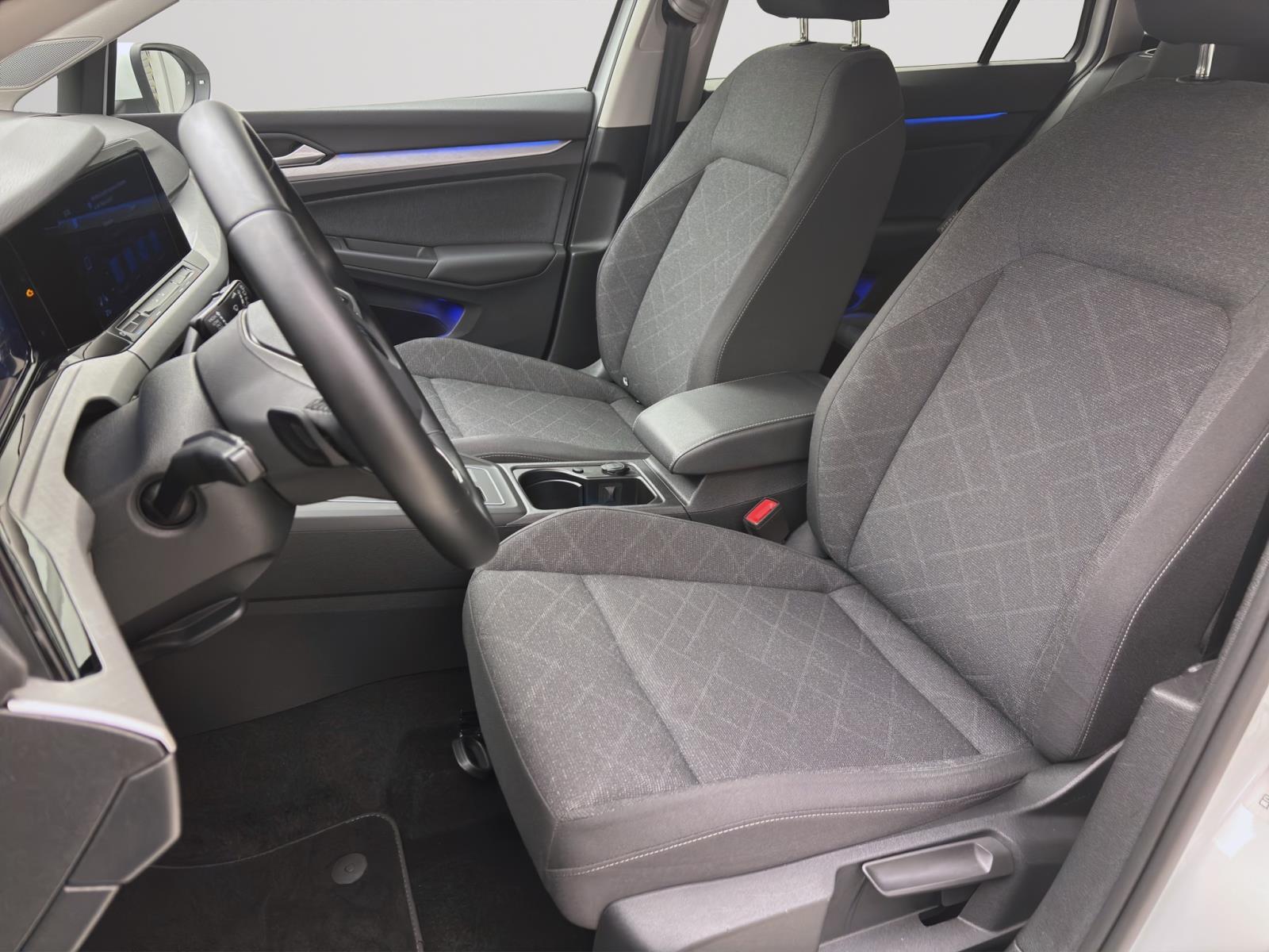 Volkswagen Golf Variant 2.0 TDI DSG LIFE LED PDC NAVI KLIMA