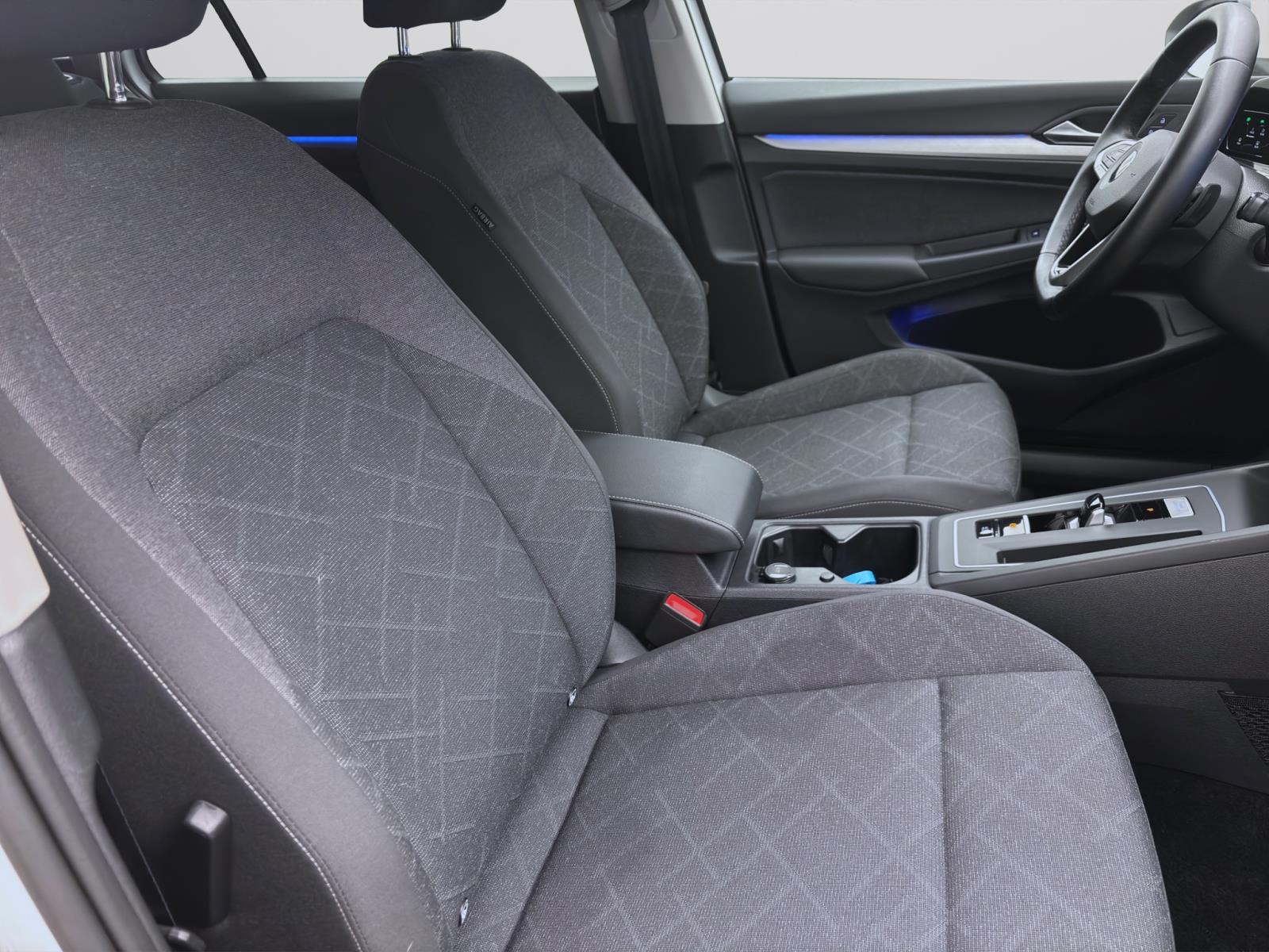 Volkswagen Golf Variant 2.0 TDI DSG LIFE LED PDC NAVI KLIMA