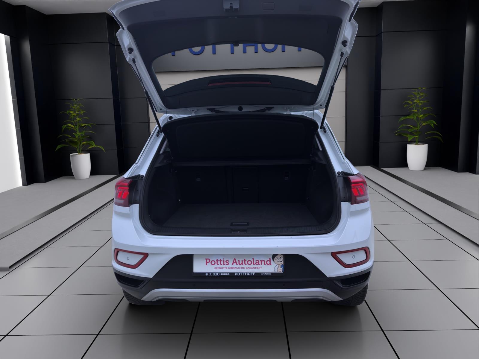 Volkswagen T-Roc 1.0 TSI LIFE NAVI KLIMA PDC SITZHZG