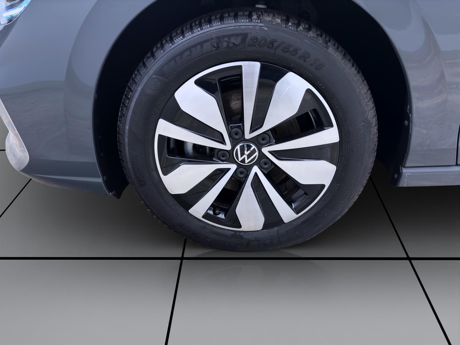 Volkswagen Golf 1.5 TSI GOAL NAVI KLIMA AHK SITZHZG