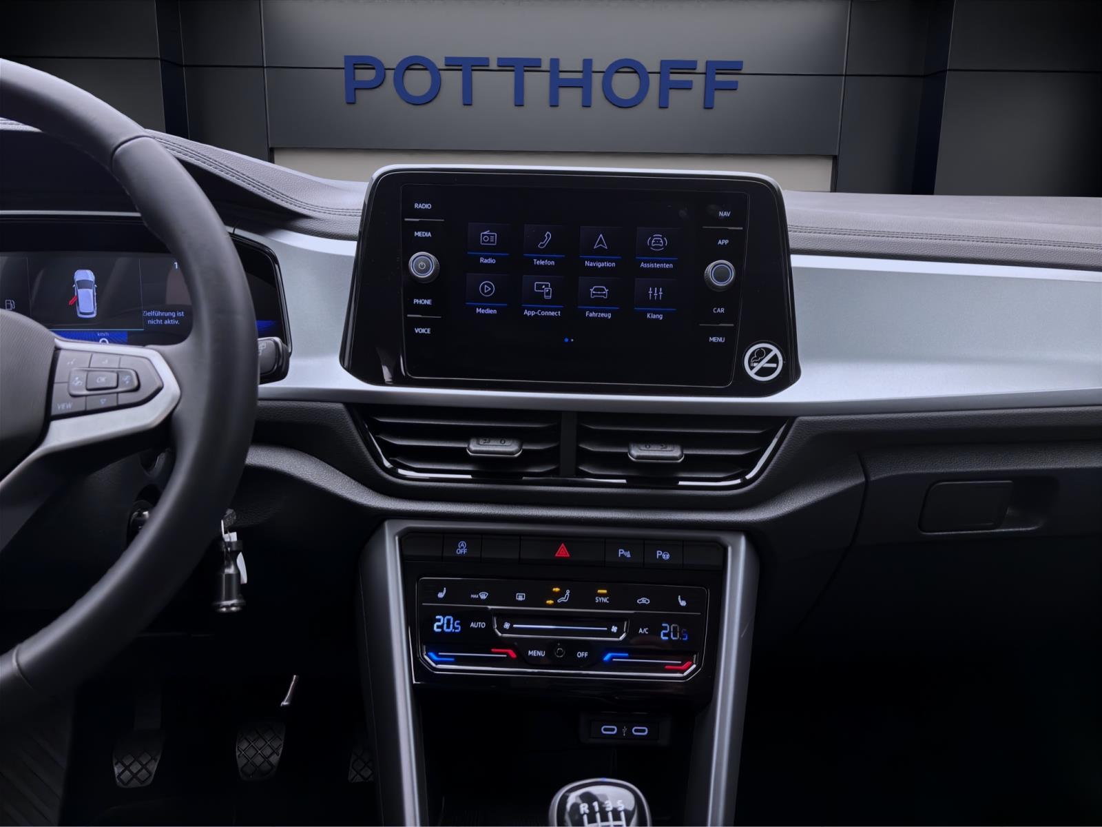 Volkswagen T-Roc 1.0 TSI LIFE NAVI LED SITZHZG LM16