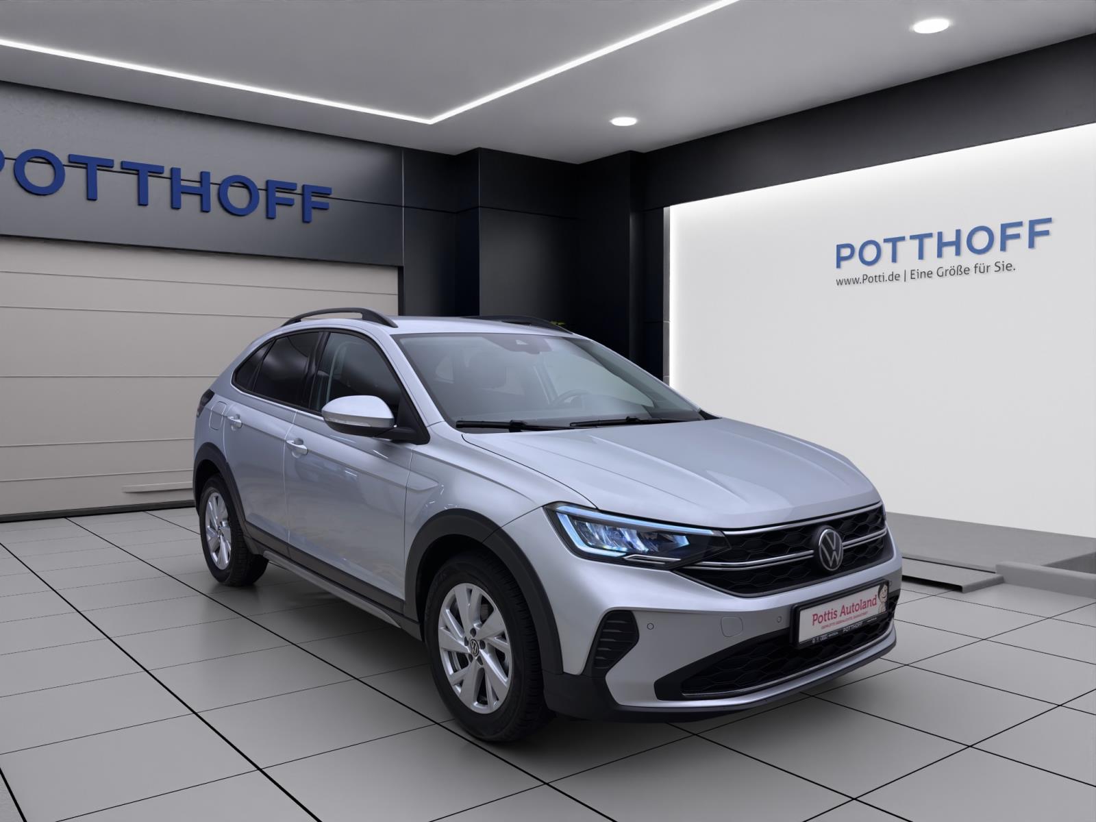 Volkswagen Taigo 1.0 TSI LIFE NAVI ACC LED IQ.DRIVE