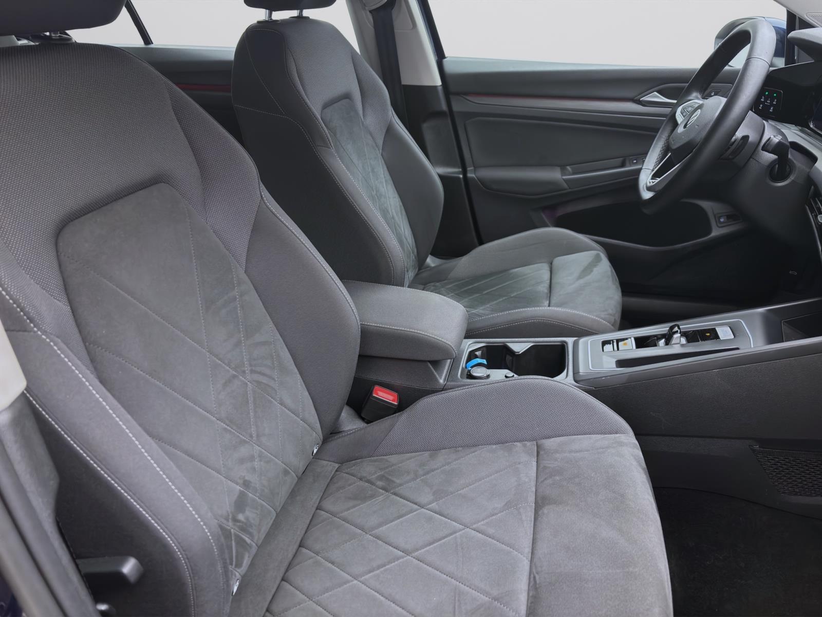 Volkswagen Golf 1.4 eHybrid STYLE NAVI ACC PDC LED