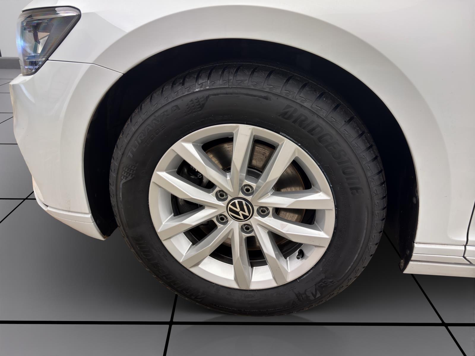 Volkswagen Passat Variant 2.0 TDI DSG BUSINESS AHK ACC NAVI PDC