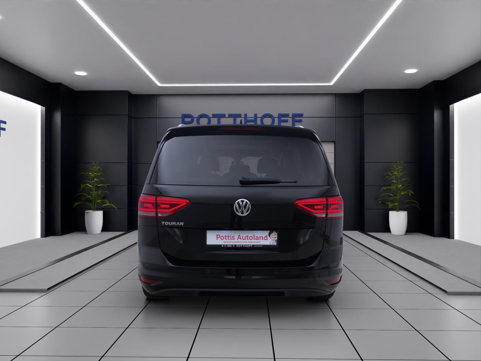 Volkswagen Touran 1.5 TSI DSG HIGHLINE PANO AHK NAVI KAMERA