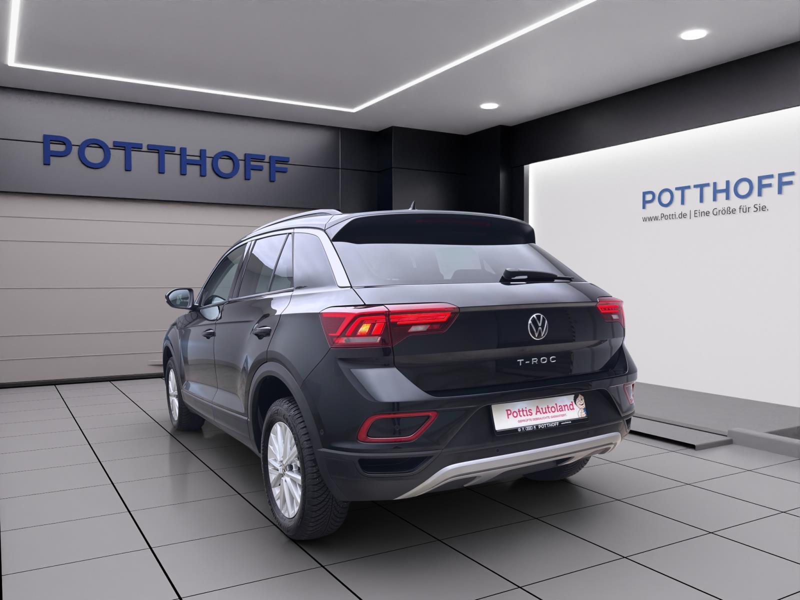 Volkswagen T-Roc 1.0 TSI LIFE NAVI LED PDC SITZHZG