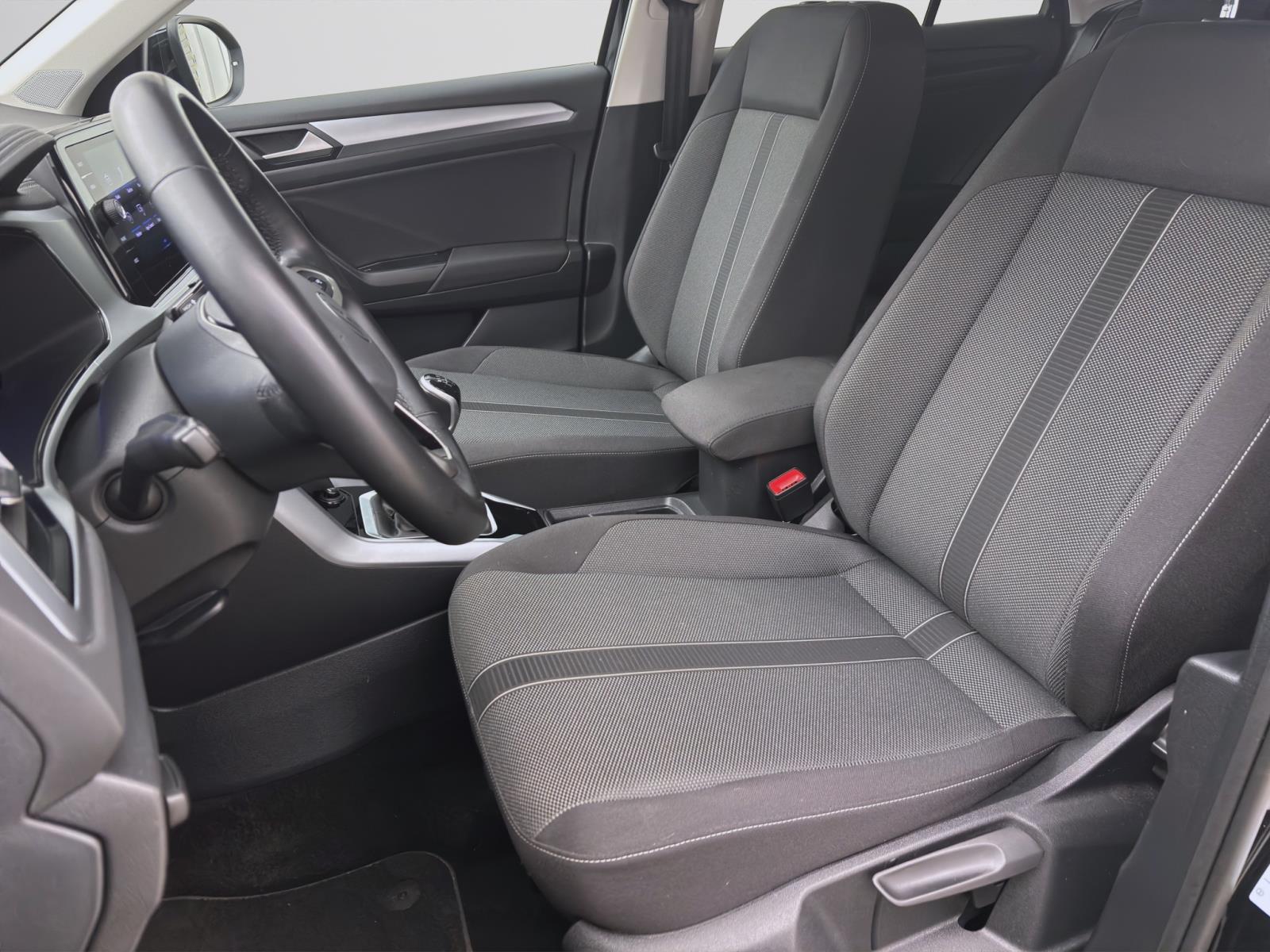 Volkswagen T-Roc 1.0 TSI LIFE NAVI LED PDC SITZHZG