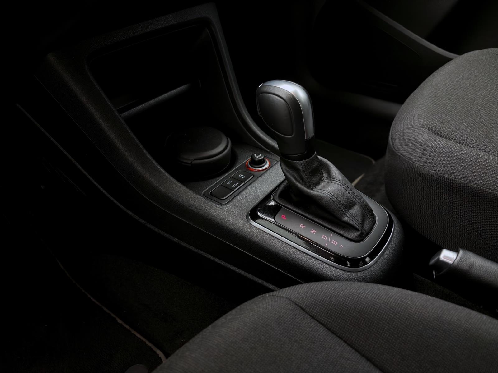 Volkswagen e-up! MAX KAMERA SITZHZG GRA PDC