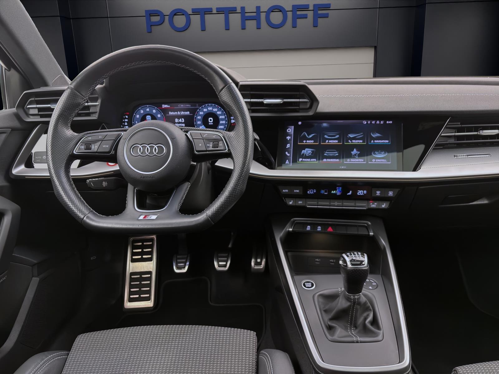 Audi A3 Sportback 35 TFSI S LINE PANO AHK LED SITZHZG