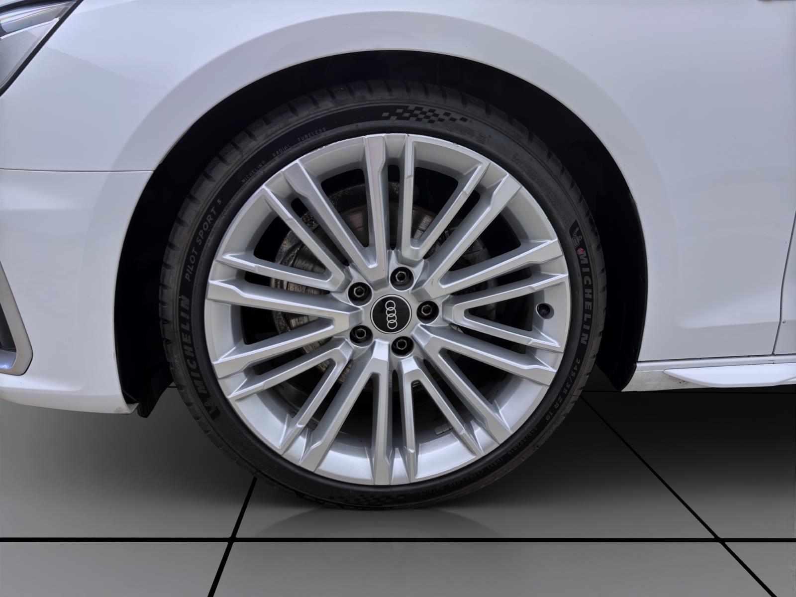 Audi A4 Avant 35 TDI S LINE PANO NAVI+ LED SITZHZG