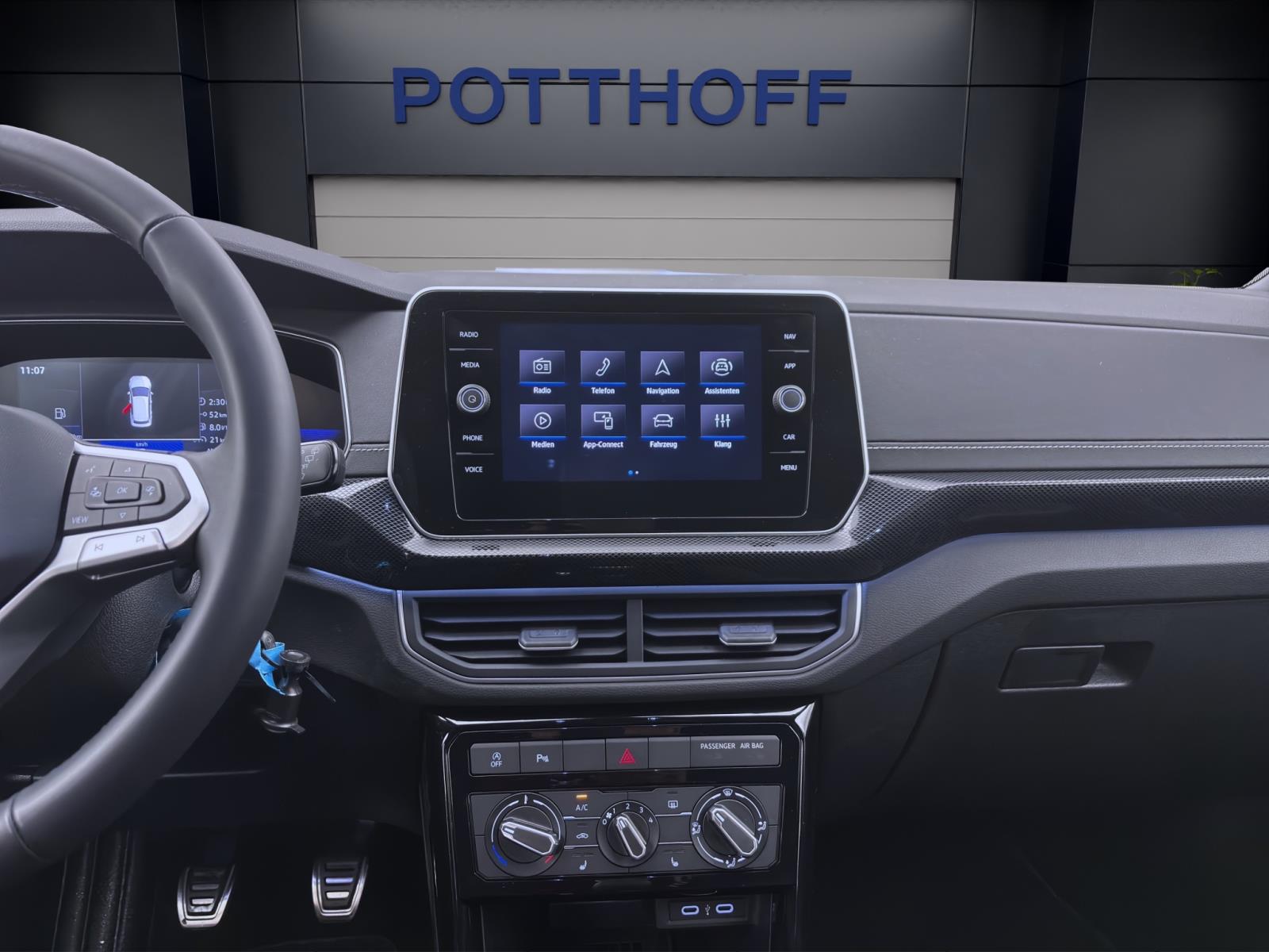 Bild 12: Volkswagen T-Cross 1.0 TSI R-LINE NAVI IQ.LIGHT AHK KAMERA