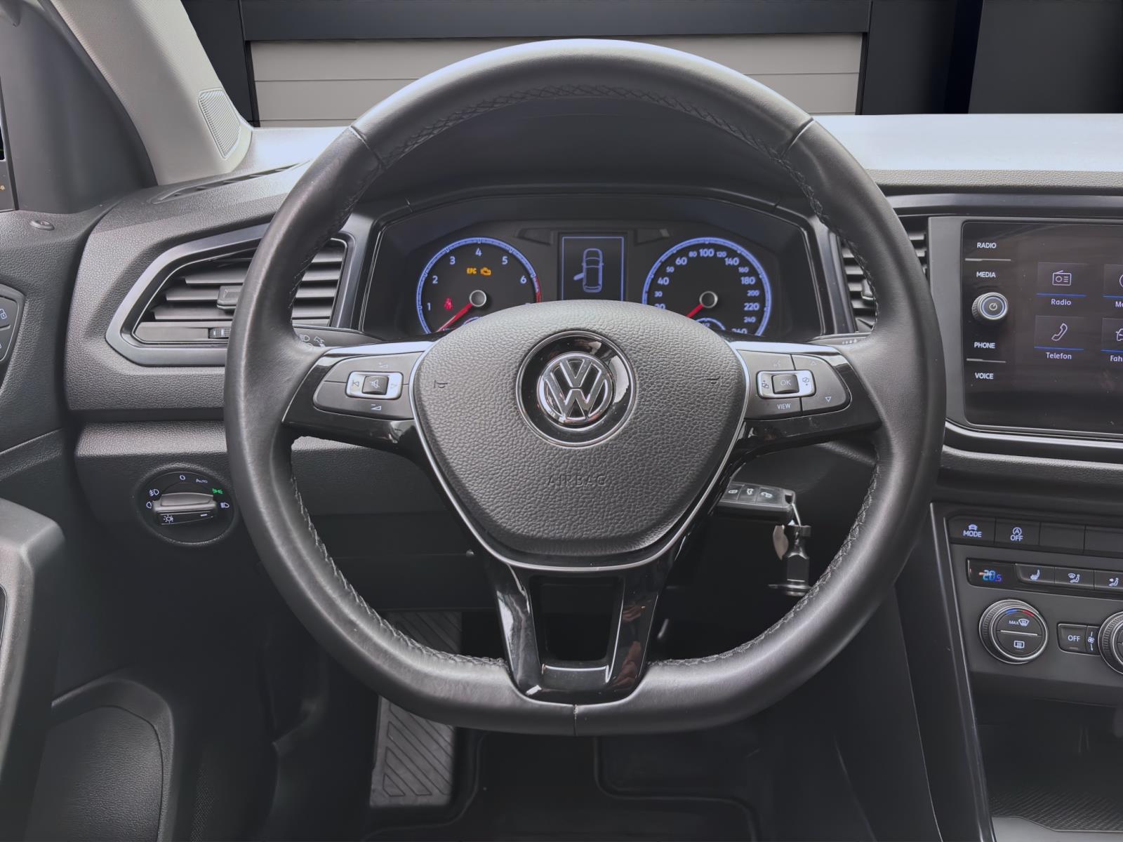 Volkswagen T-Roc 1.0 TSI PDC NAVI KLIMA DAB+ LM16