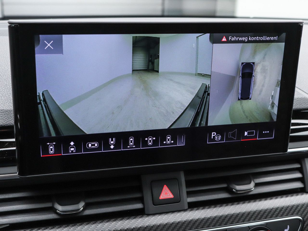Audi RS4 Avant Q PANO NAVI+ MATRIX B&O HuD