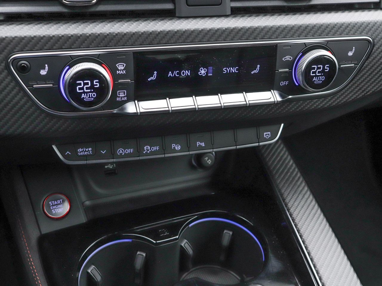 Audi RS4 Avant Q PANO NAVI+ MATRIX B&O HuD