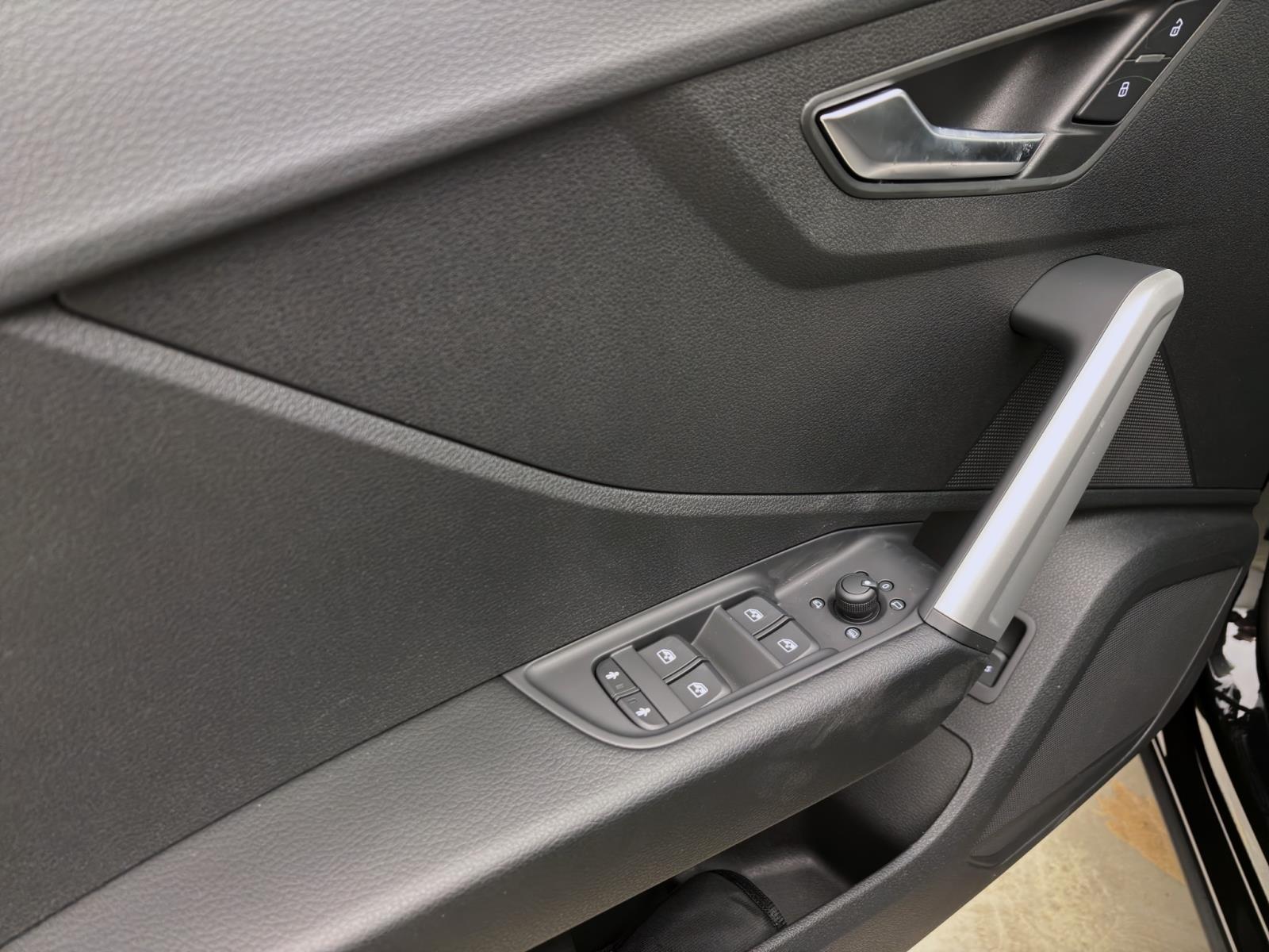 Audi Q2 30 TDI MATRIX KAMERA SITZHZG GRA