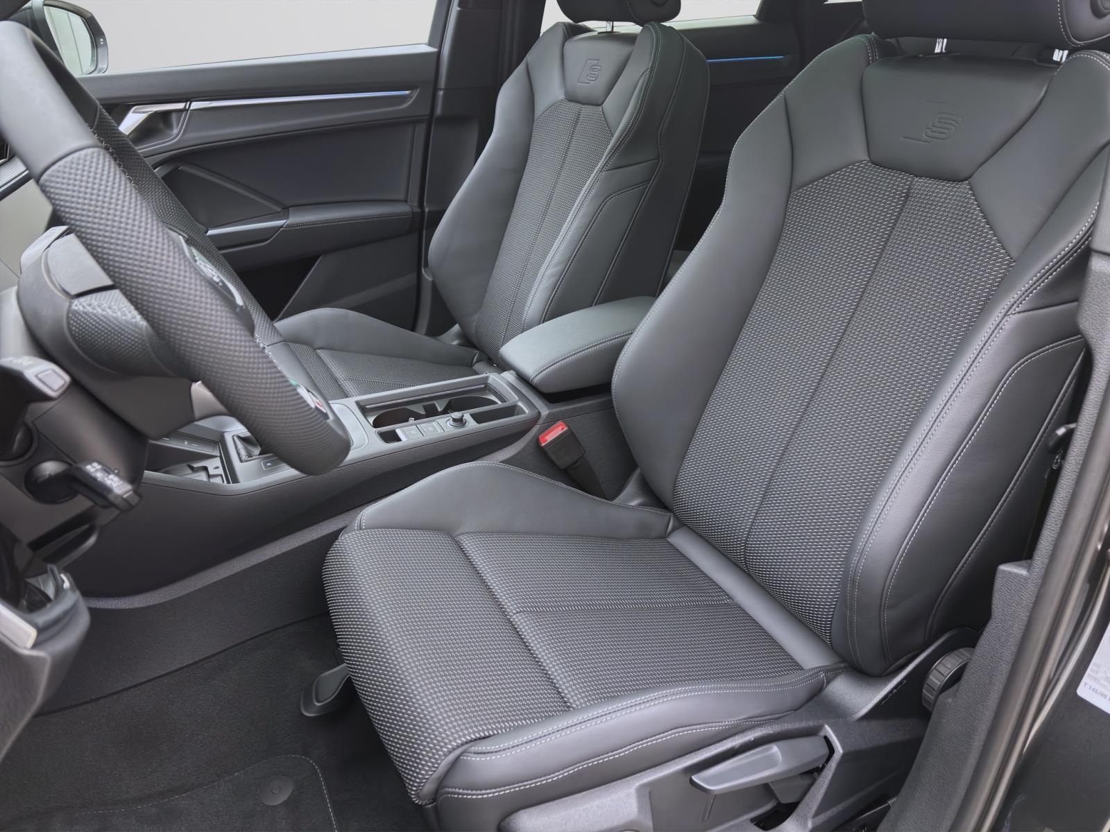 Audi Q3 35 TDI S LINE PANO AHK NAVI+ KAMERA