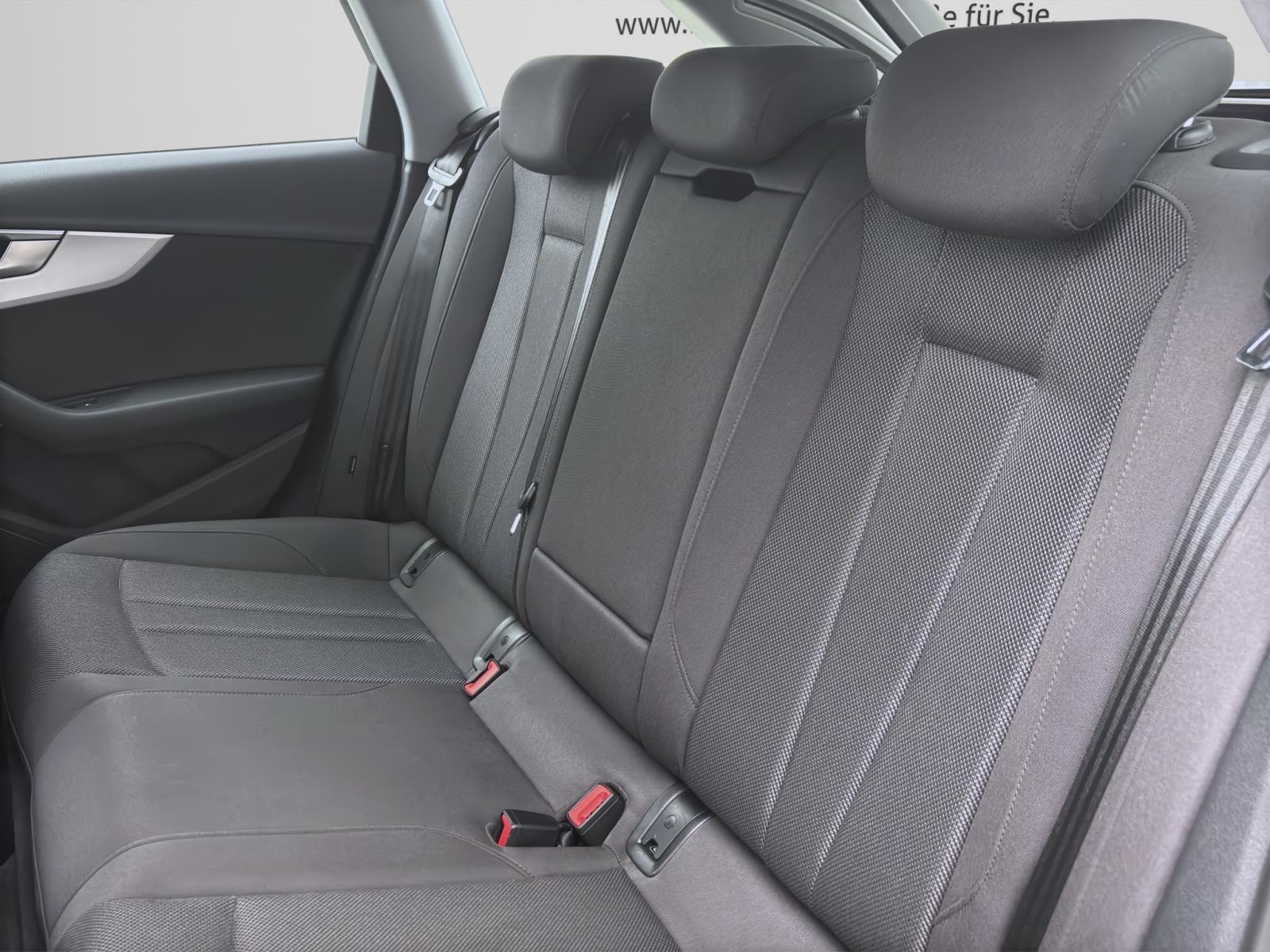Audi A4 Avant 35 TDI DSG ADVANCED NAVI STANDHZG PDC SITZHZG