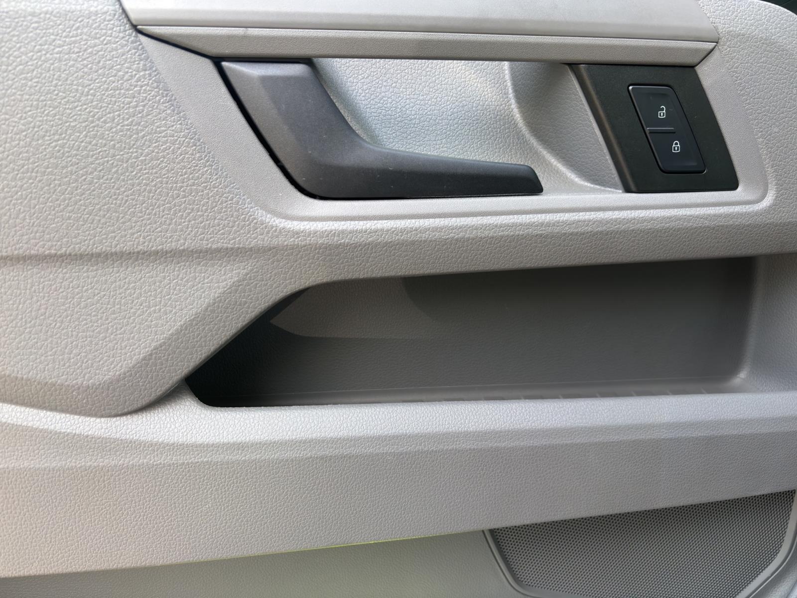 Volkswagen Crafter Pritsche 35 TDI KOFFER KAMERA KLIMA GANZJAHR