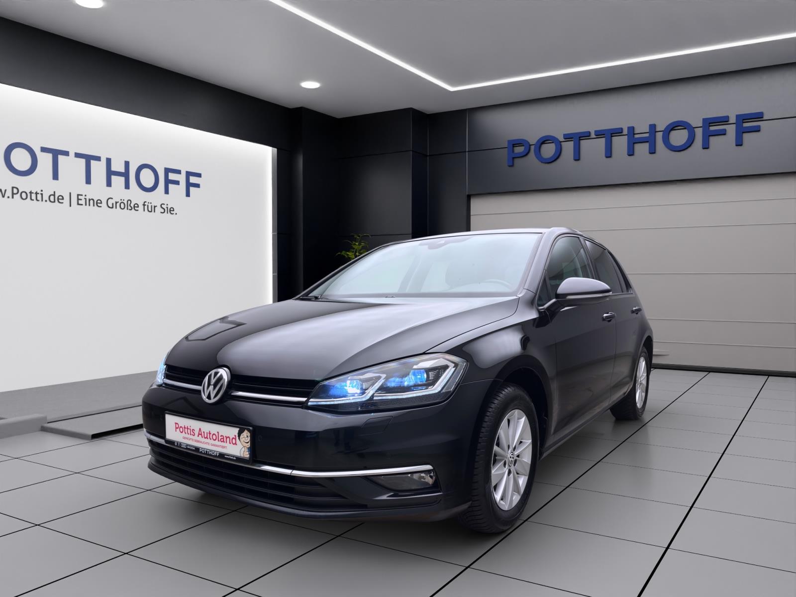 Volkswagen Golf 1.4 TSI COMFORTLINE NAVI ACC LED SITZHZG