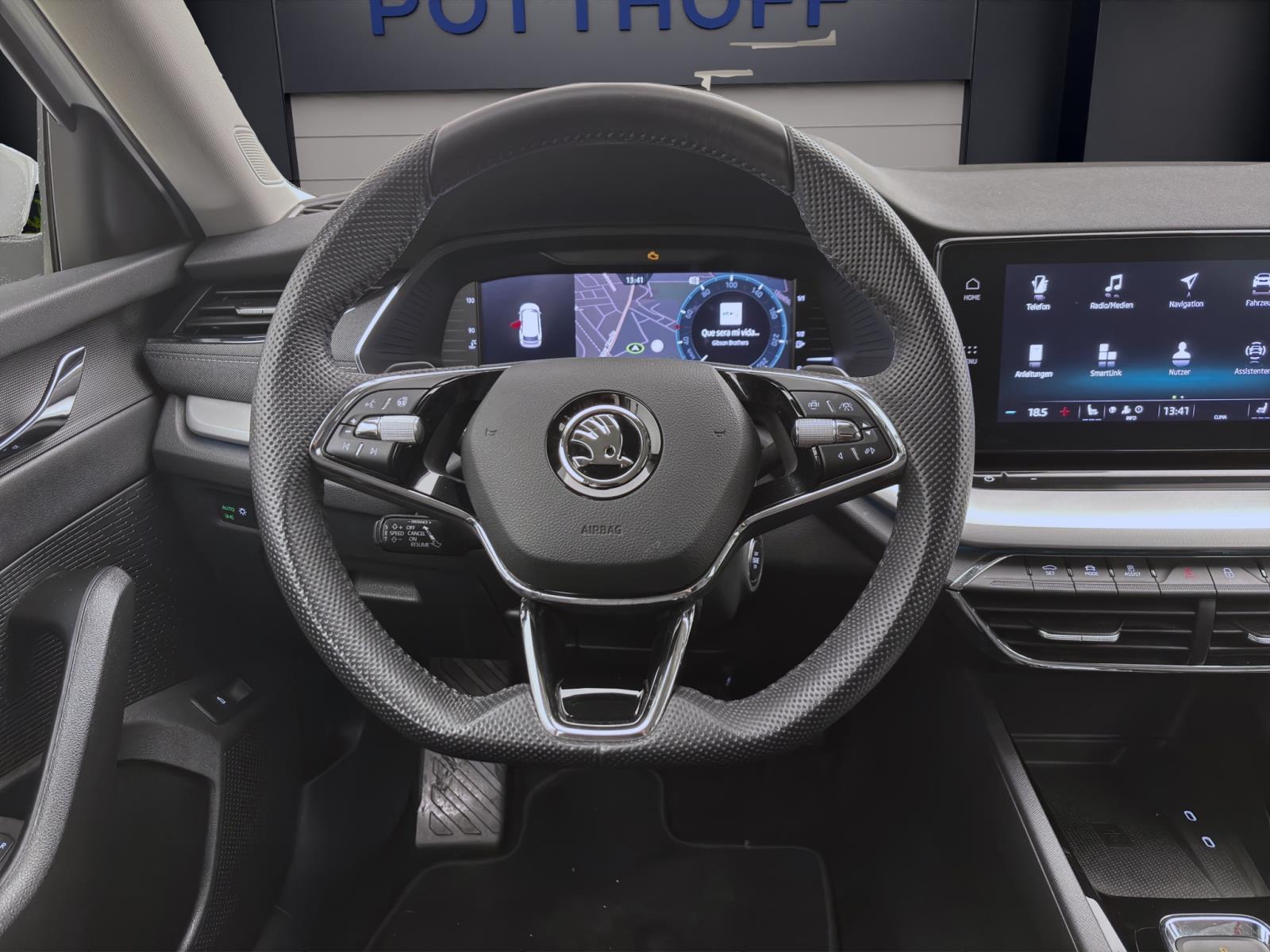 Skoda Octavia Combi 2.0 TDI DSG STYLE NAVI MATRIX HuD SITZHZG