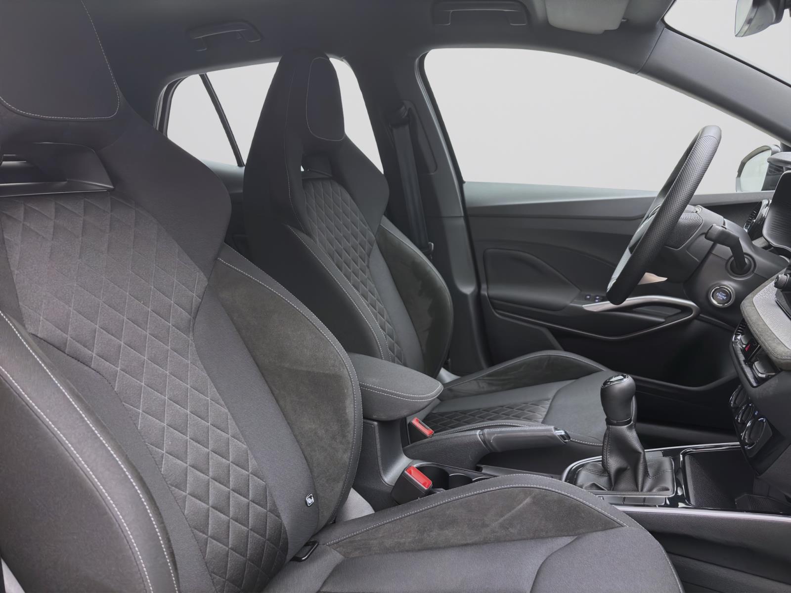 Skoda Fabia 1.0 TSI SELECTION PDC LED KLIMA SITZHZG
