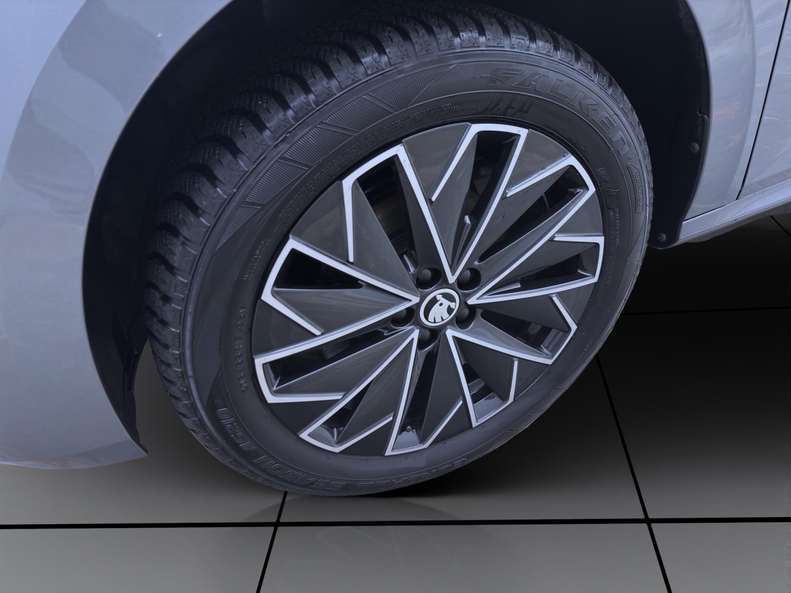 Skoda Kamiq 1.0 TSI DSG SELECTION AHK KAMERA ACC LED