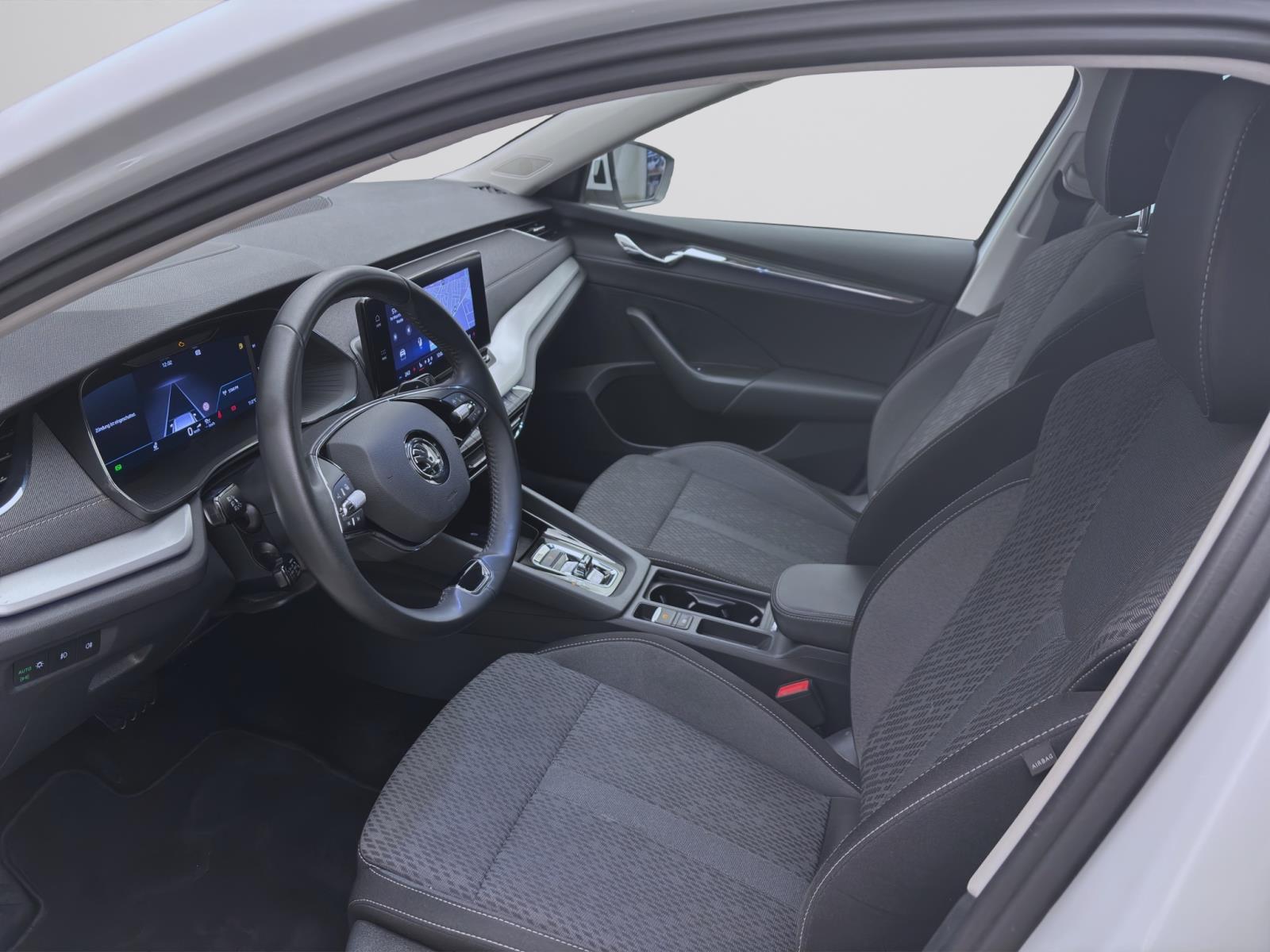 Skoda Octavia Combi 2.0 TDI DSG STYLE STANDHZG AHK NAVI ACC