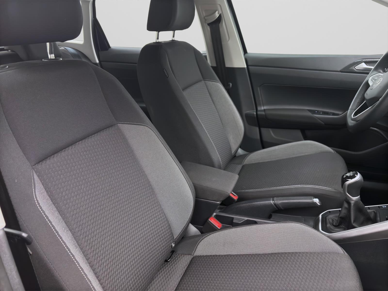 Volkswagen Taigo 1.0 TSI LIFE NAVI KLIMA PDC LED