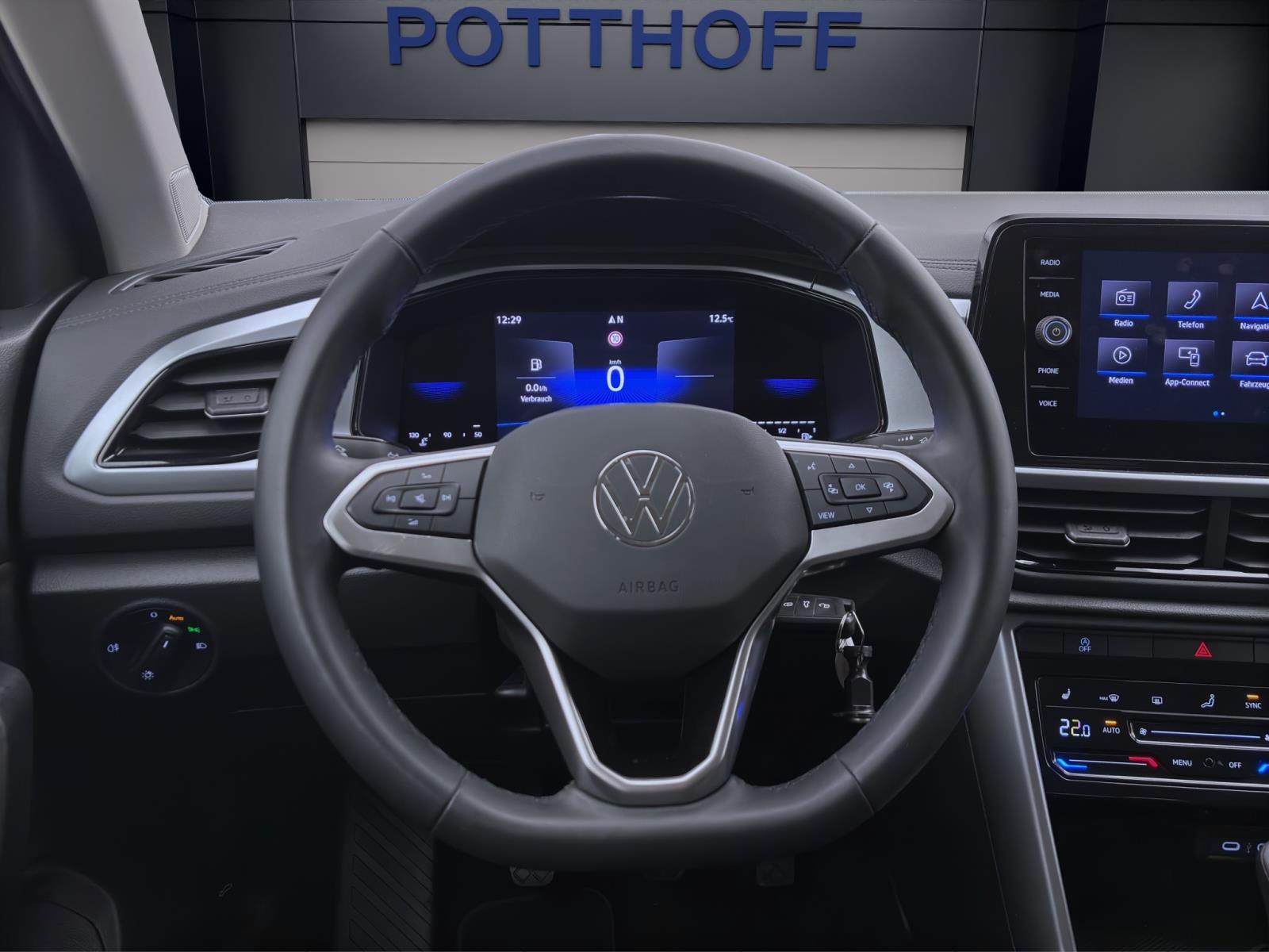 Volkswagen T-Roc 1.0 TSI LIFE NAVI LED SITZHZG DAB+