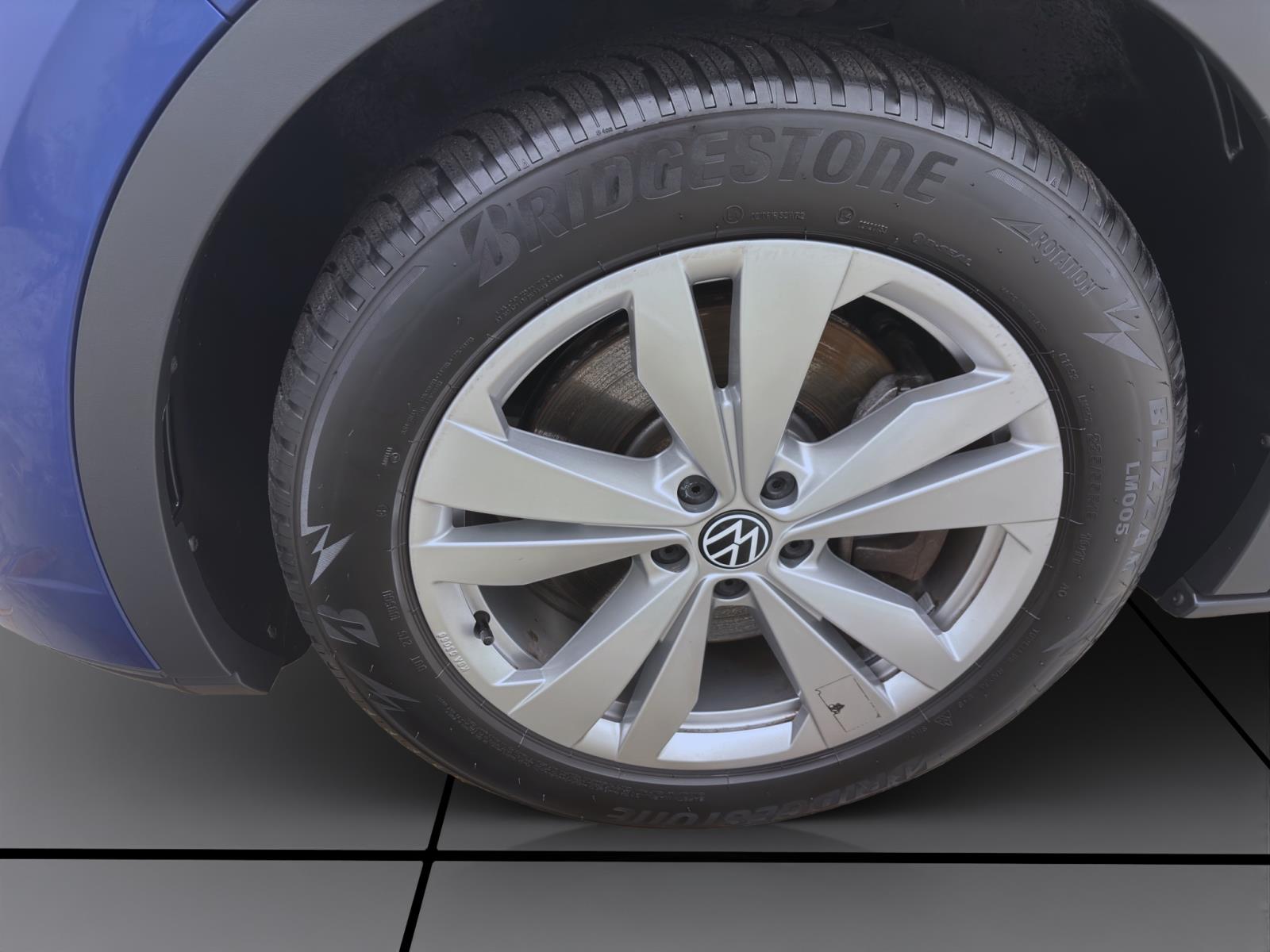 Volkswagen ID.5 PRO AHK NAVI IQ.LIGHT ACC