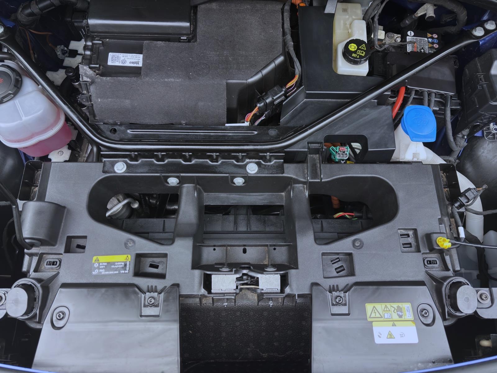 Volkswagen ID.5 PRO AHK NAVI IQ.LIGHT ACC